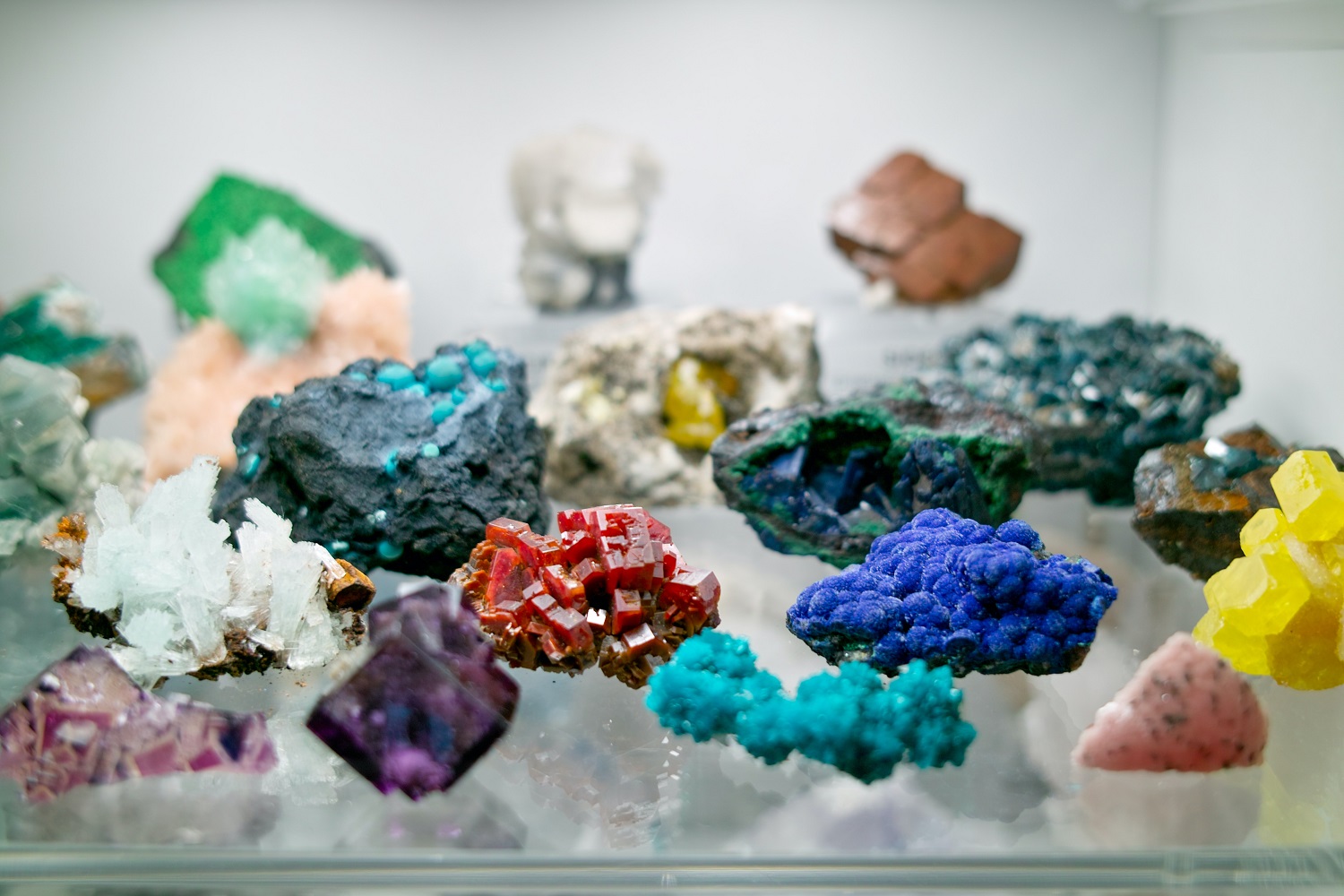 wholesale crystals and stones supplier