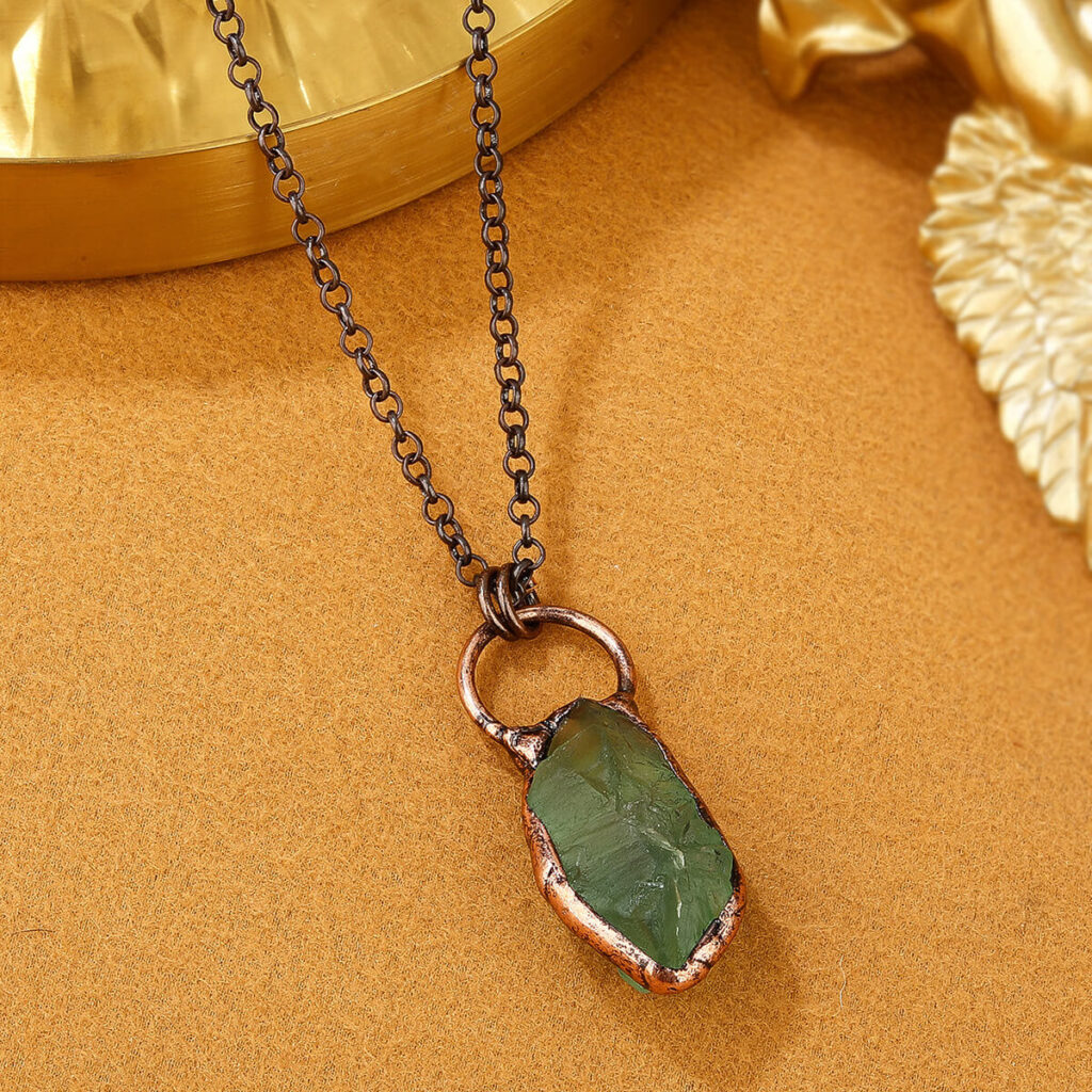 Vintage Gemstone Necklace Green Fluorite