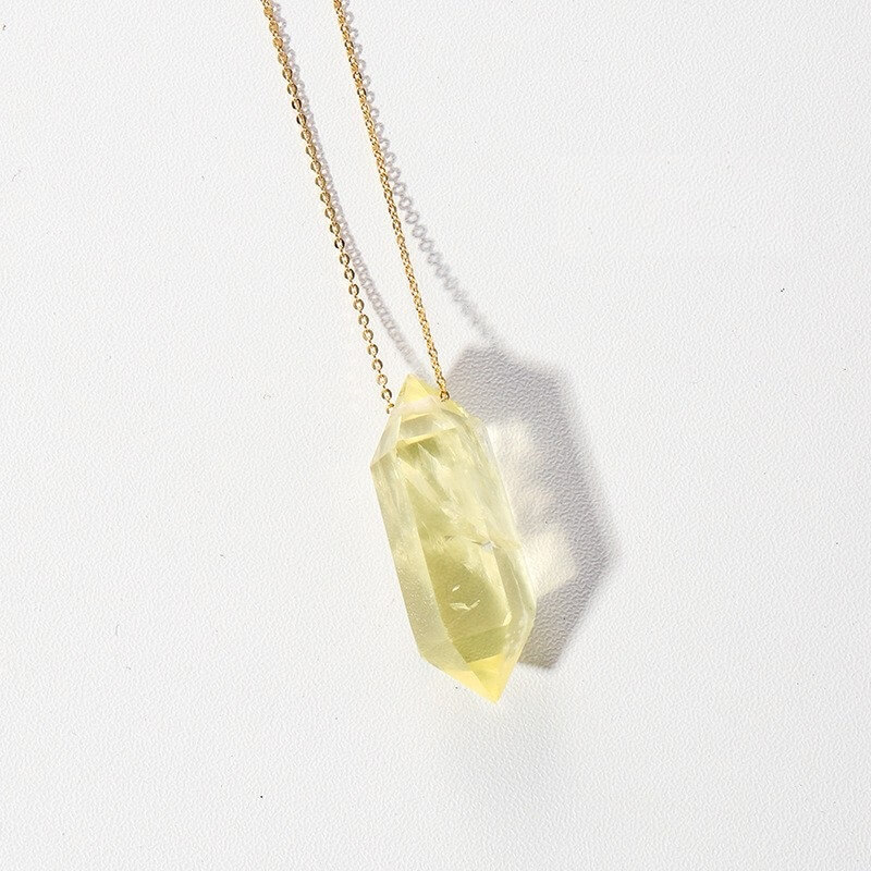 Wholesale Crystal Pointed Tower Necklace With Chain - Image 6