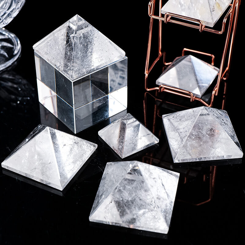Clear Crystal Pyramid Natural Stone