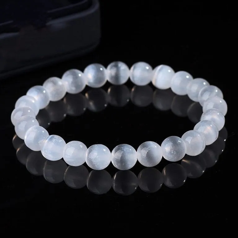Alternative view of White Cat's Eye Bracelet Beaded Stretch Bracelet
